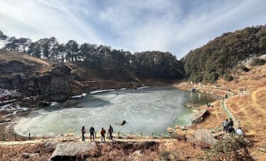 Seruvalsar Lake Trek Best time